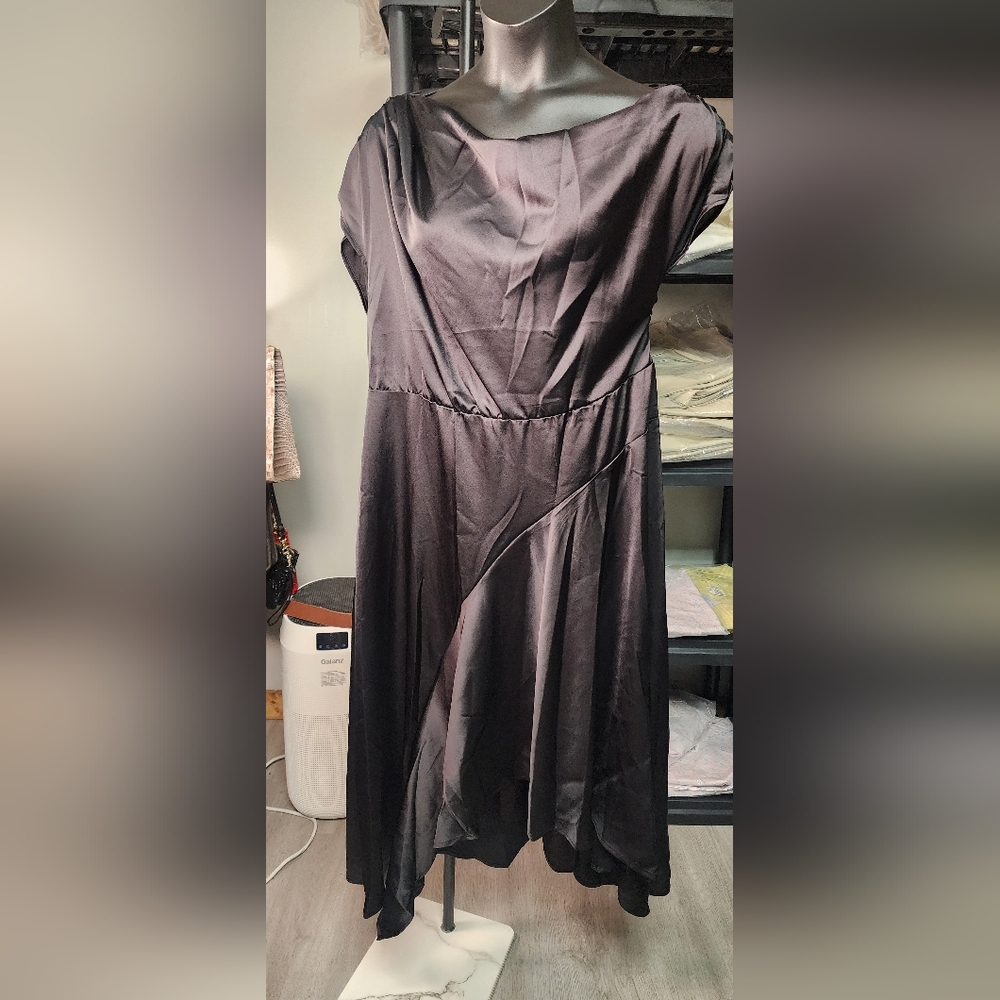 SHEIN Black Asymmetrical Sleeveless Cocktail Dress
